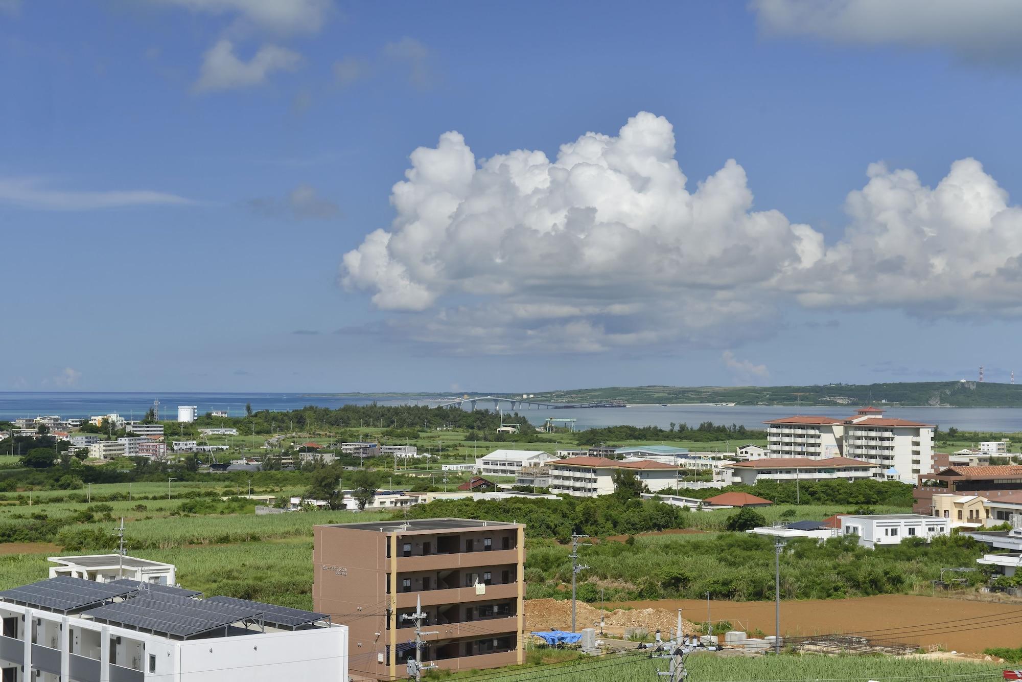 Hotel Risingsun Miyakojima Bagian luar foto