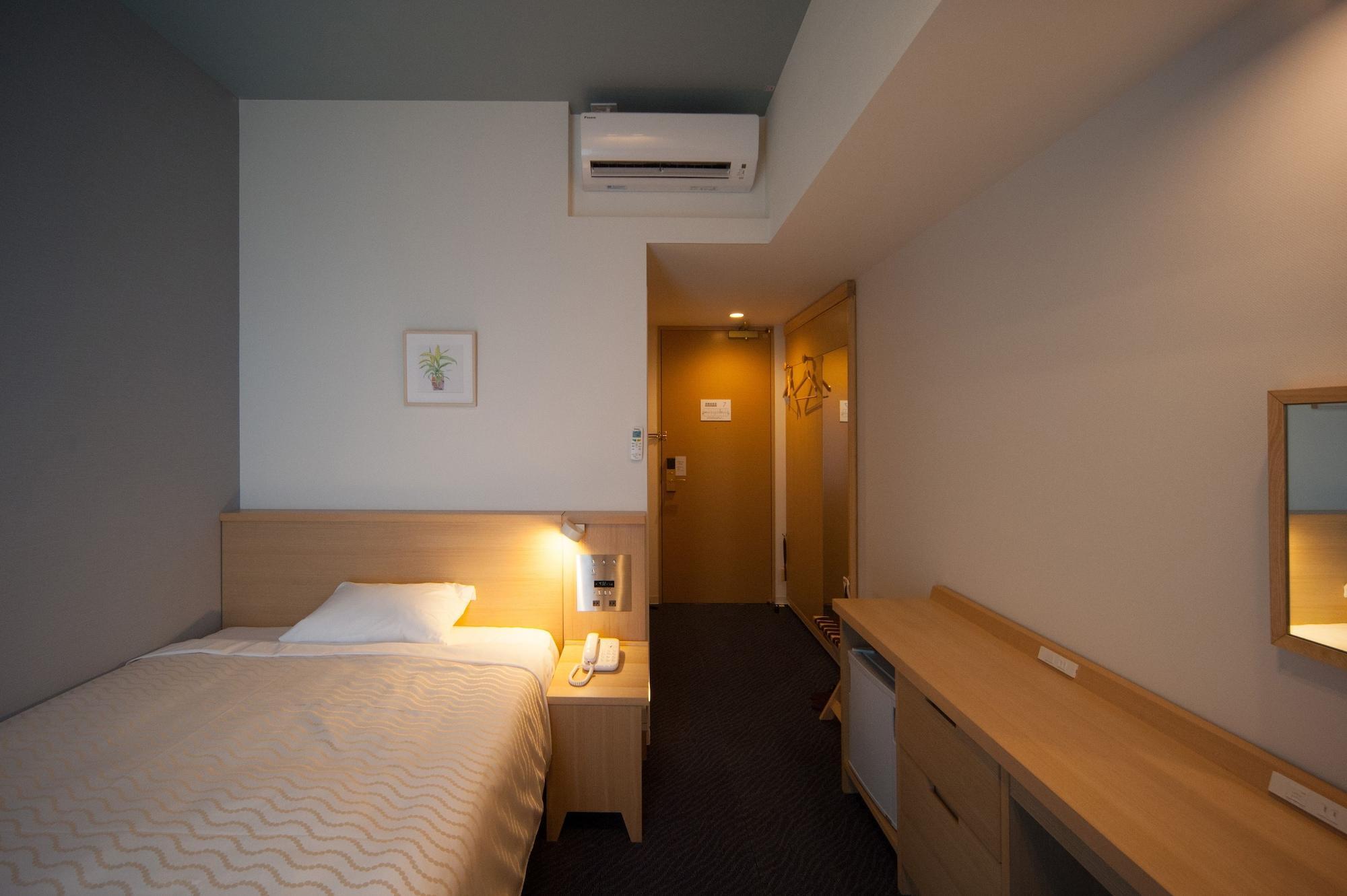 Hotel Risingsun Miyakojima Bagian luar foto